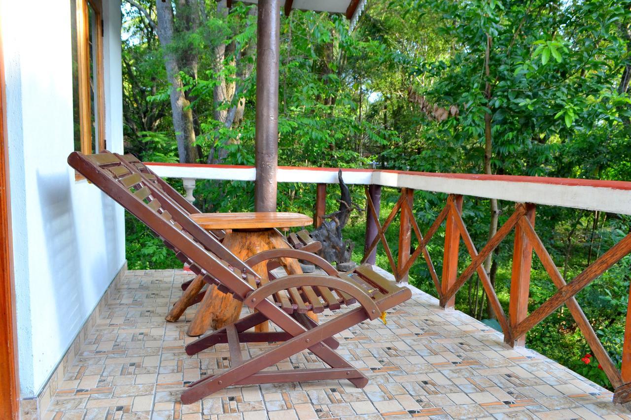 Green Park Safari House & Eco Tree House Udawalawe Exterior photo