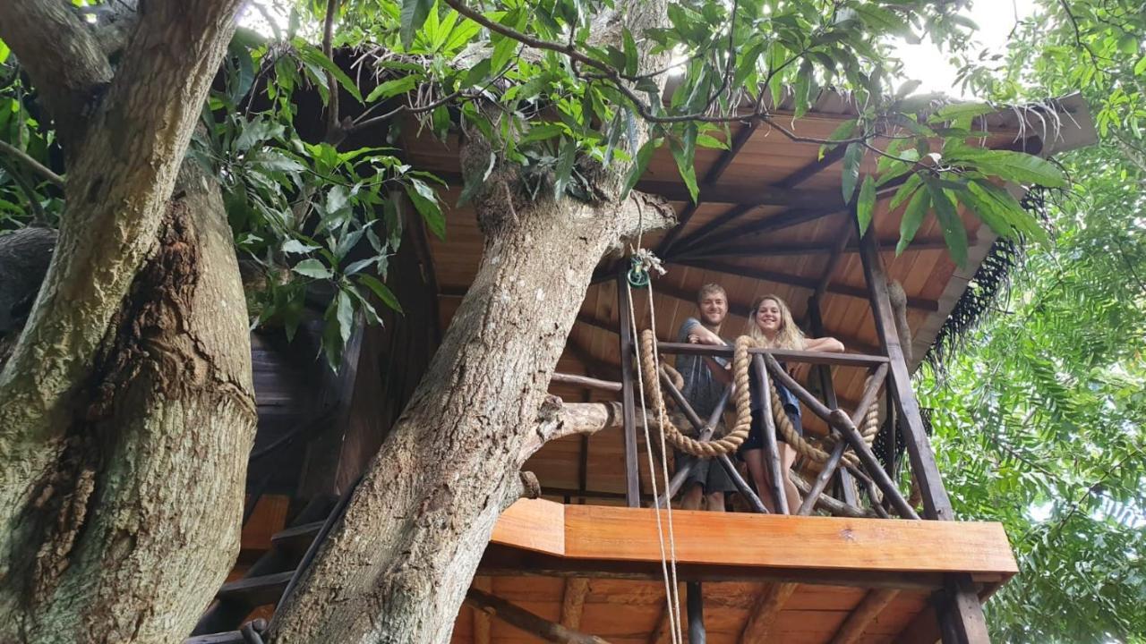 Green Park Safari House & Eco Tree House Udawalawe Exterior photo